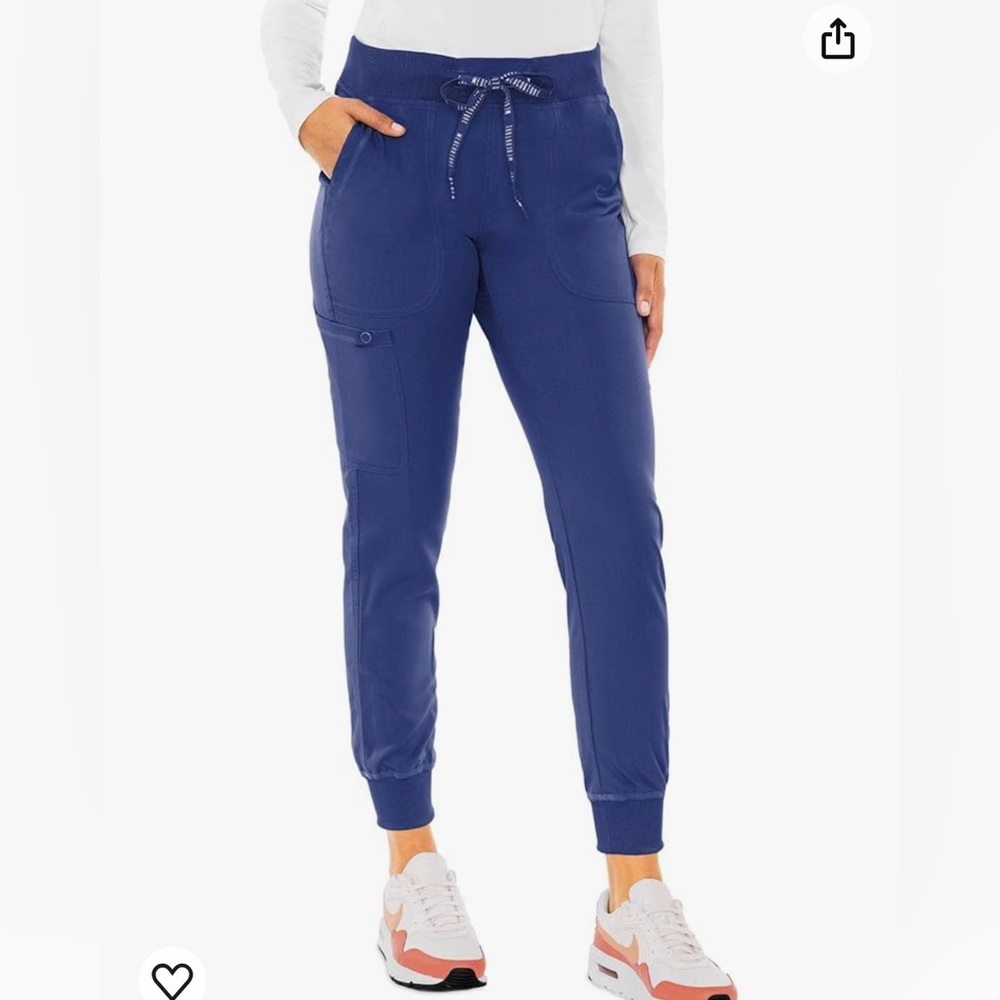 Med Couture petite Scrub Pants